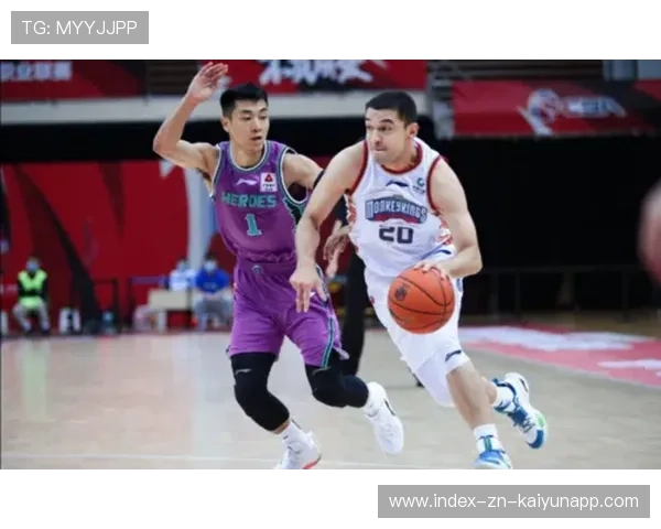 CBA上海队以“青年+经验”策略稳步提升排名