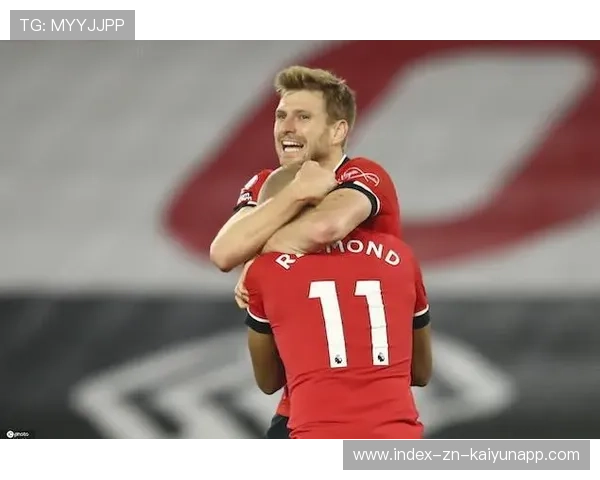 纽卡斯尔阿姆斯特朗高速边路推进横扫门前形成破门